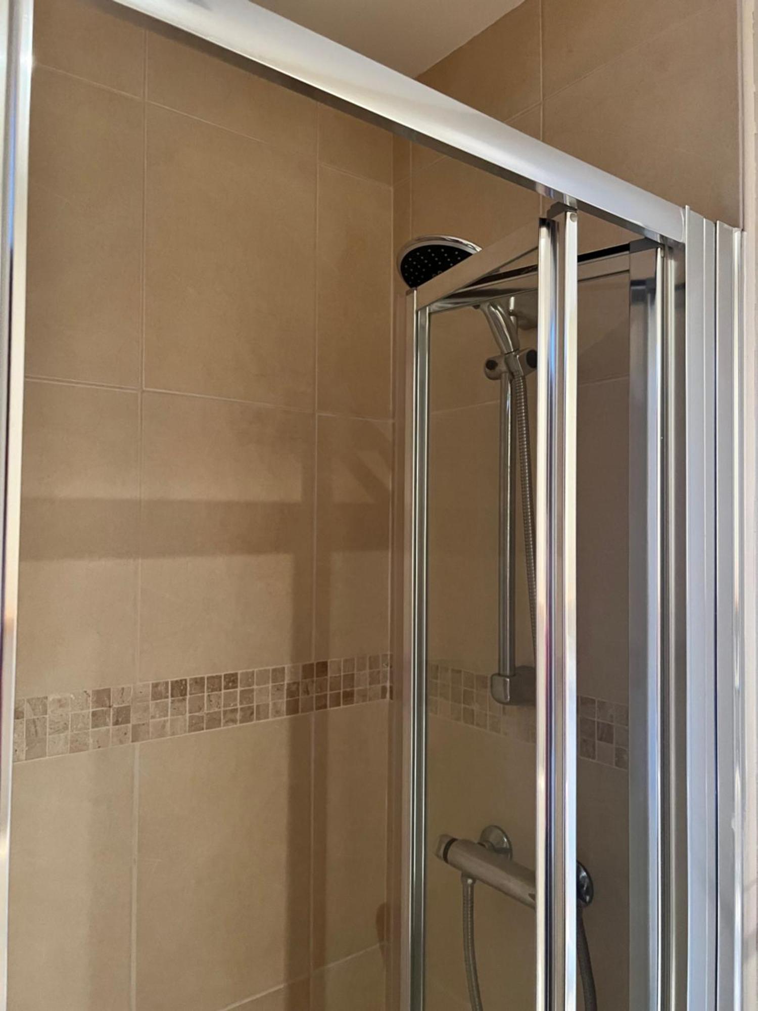 Penthouse Apartment - Town Centre, Sea Views, Secure Parking Portrush Ngoại thất bức ảnh