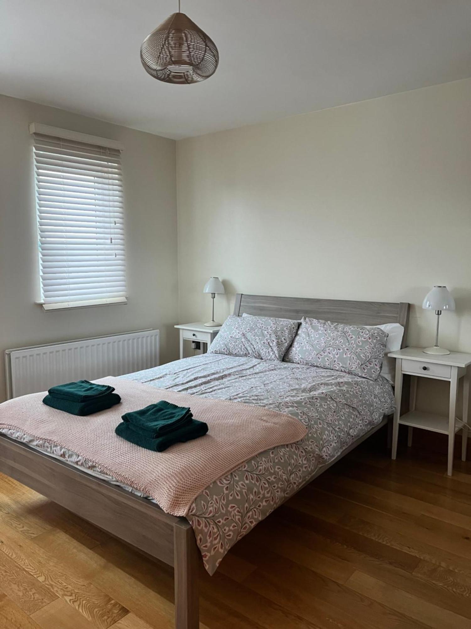 Penthouse Apartment - Town Centre, Sea Views, Secure Parking Portrush Ngoại thất bức ảnh